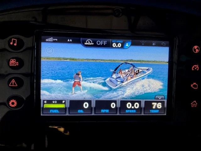 2016 Regal 2100 SURF Image Thumbnail #17