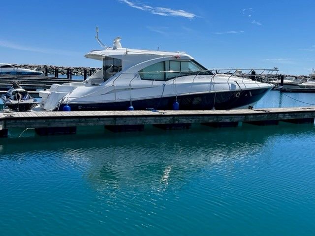 2016 Cruisers Yachts
                                                             45 CANTIUS Image Thumbnail #0