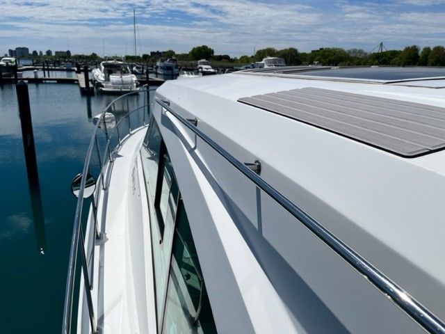 2016 Cruisers Yachts
                                                             45 CANTIUS Image Thumbnail #1