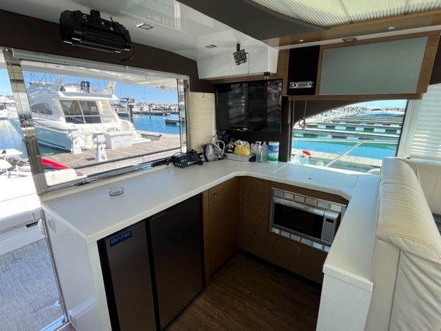 2016 Cruisers Yachts
                                                             45 CANTIUS Image Thumbnail #14