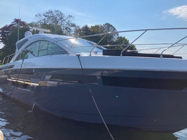 2018 Cruisers Yachts
                                                             54 CANTIUS Image Thumbnail #1