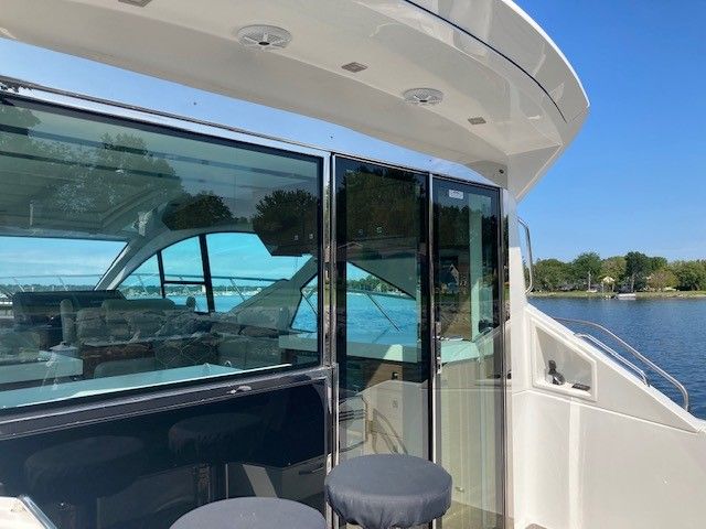 2018 Cruisers Yachts
                                                             54 CANTIUS Image Thumbnail #9