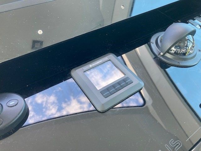 2018 Cruisers Yachts
                                                             54 CANTIUS Image Thumbnail #15