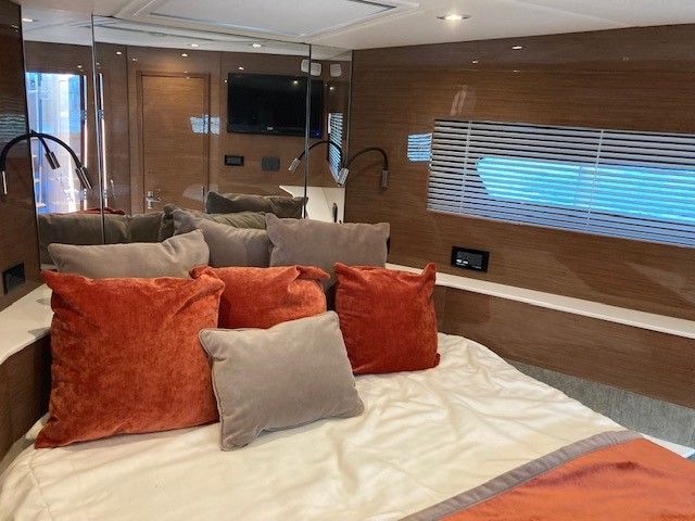 2018 Cruisers Yachts
                                                             54 CANTIUS Image Thumbnail #28