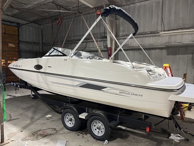 2016 Bayliner
                                                             215 Image Thumbnail #0