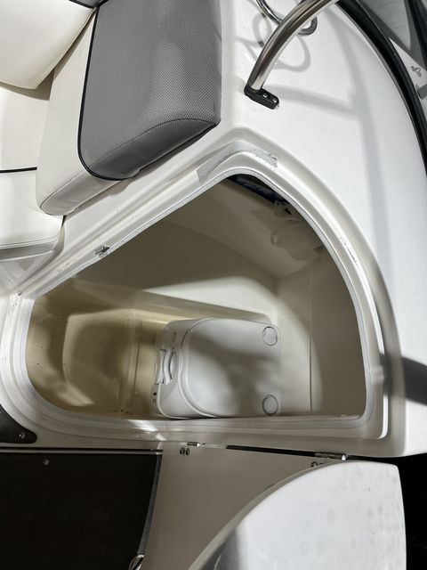 2016 Bayliner
                                                             215 Image Thumbnail #3