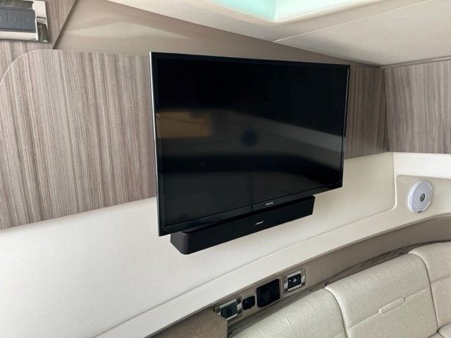 2022 Sea Ray
                                                             400 SLX Image Thumbnail #31