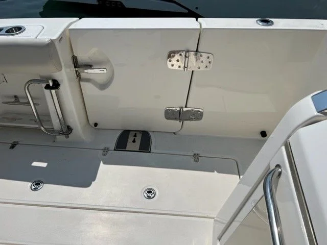 2021 Boston Whaler 420 OUTRAGE Image Thumbnail #15