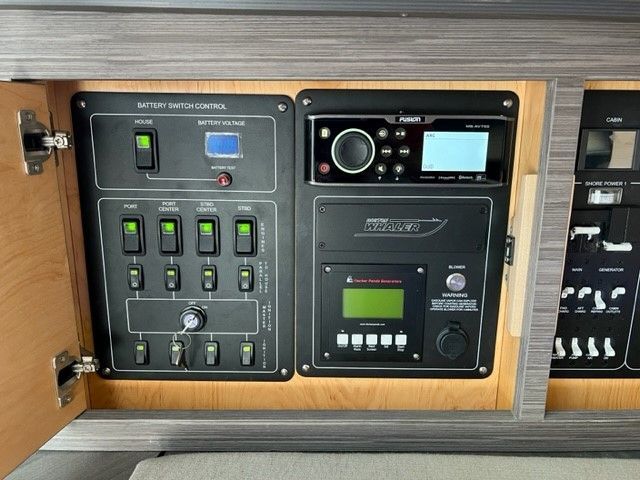 2021 Boston Whaler 420 OUTRAGE Image Thumbnail #43