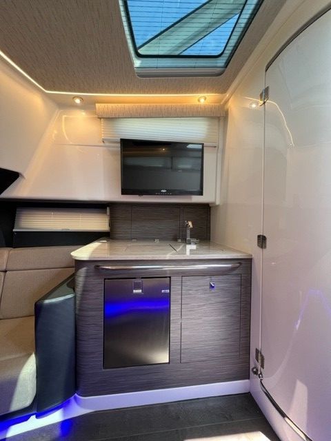 2021 Boston Whaler 420 OUTRAGE Image Thumbnail #46