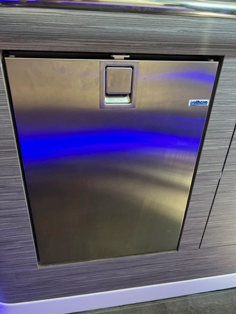 2021 Boston Whaler 420 OUTRAGE Image Thumbnail #48