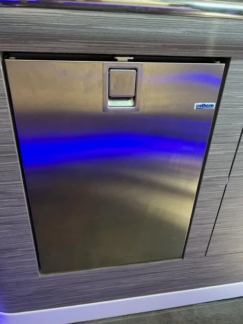 2021 Boston Whaler 420 OUTRAGE Image Thumbnail #48