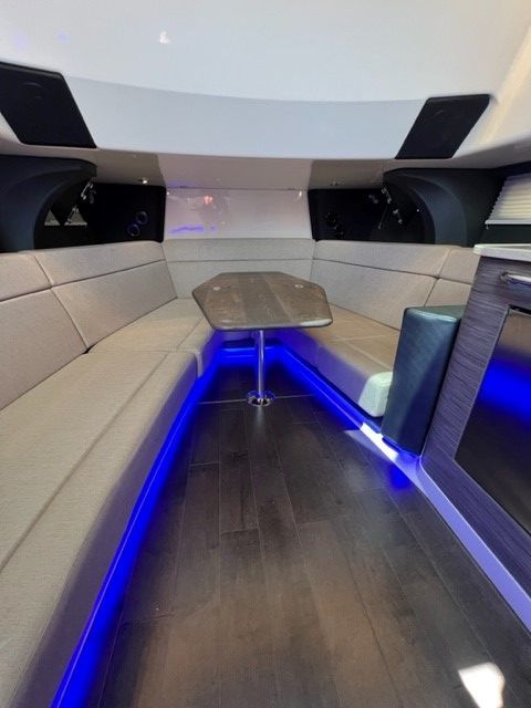 2021 Boston Whaler 420 OUTRAGE Image Thumbnail #41