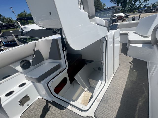 2022 Glastron
                                                             245 GTD Image Thumbnail #19