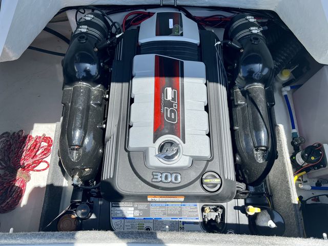 2022 Glastron
                                                             245 GTD Image Thumbnail #26