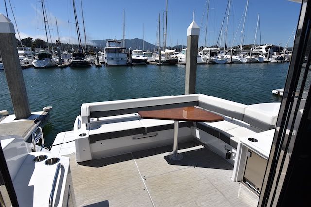 2021 Cruisers Yachts
                                                             46 CANTIUS Image Thumbnail #19