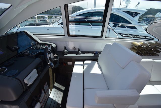 2021 Cruisers Yachts
                                                             46 CANTIUS Image Thumbnail #27