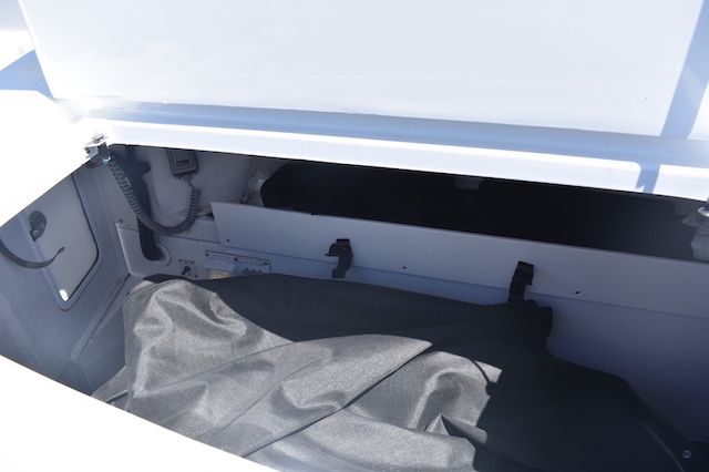 2021 Cruisers Yachts
                                                             46 CANTIUS Image Thumbnail #43