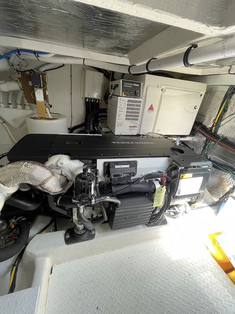 2021 Cruisers Yachts
                                                             46 CANTIUS Image Thumbnail #47