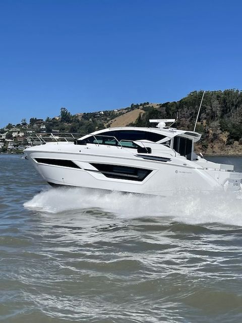 2021 Cruisers Yachts
                                                             46 CANTIUS Image Thumbnail #51