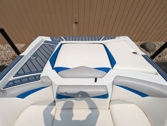 2011 Tige
                                                             R20 Image Thumbnail #6