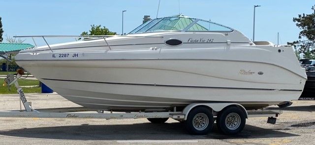 2000 Rinker
                                                             242 FIESTA VEE Image Thumbnail #0