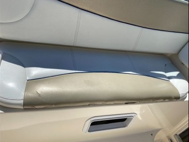 2000 Rinker 242 FIESTA VEE Image Thumbnail #9