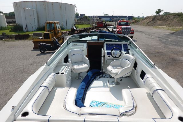 1995 Sea Ray
                                                             28 SUN SPORT Image Thumbnail #7