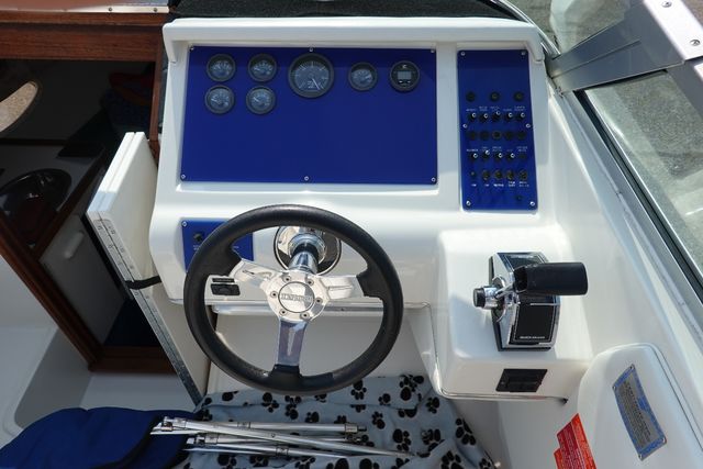 1995 Sea Ray
                                                             28 SUN SPORT Image Thumbnail #12