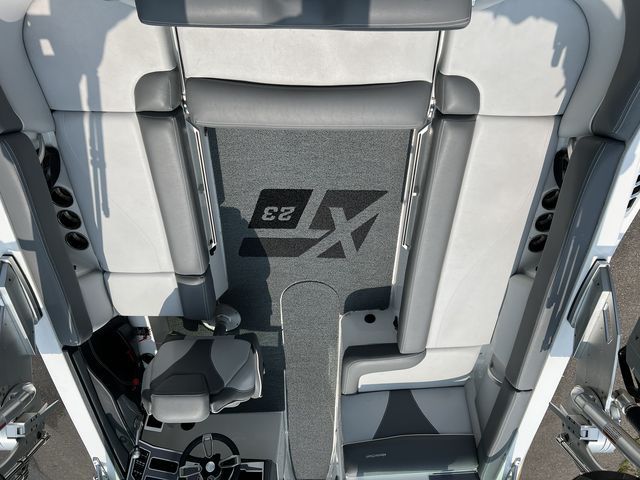 2019 Mastercraft XT23 Image Thumbnail #16