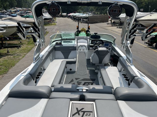 2019 Mastercraft XT23 Image Thumbnail #19