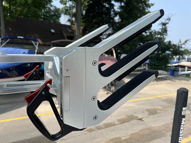 2019 Mastercraft XT23 Image Thumbnail #24