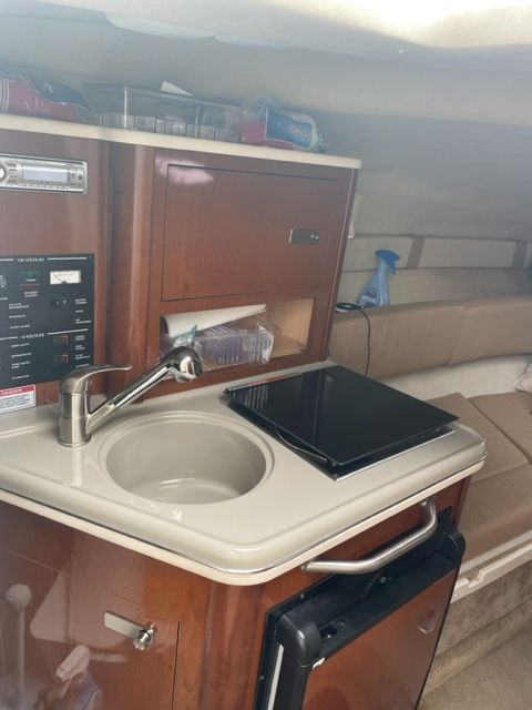 2010 Sea Ray
                                                             240 SUNDANCER Image Thumbnail #6