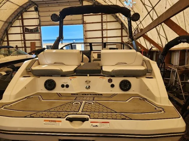 2019 Scarab 215/ID Image Thumbnail #8