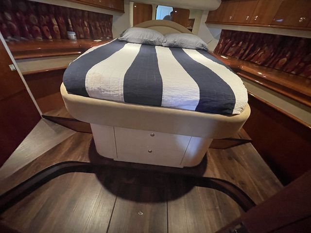 2001 Neptunus
                                                             5619 Express Yacht Image Thumbnail #31