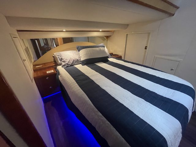 2001 Neptunus
                                                             5619 Express Yacht Image Thumbnail #35