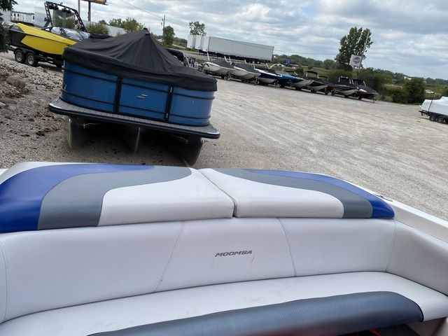 2012 Moomba
                                                             20 OUTBACK Image Thumbnail #10