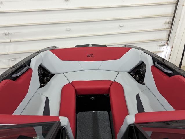 2022 Mastercraft Boats
                                                             NXT22 Image Thumbnail #12