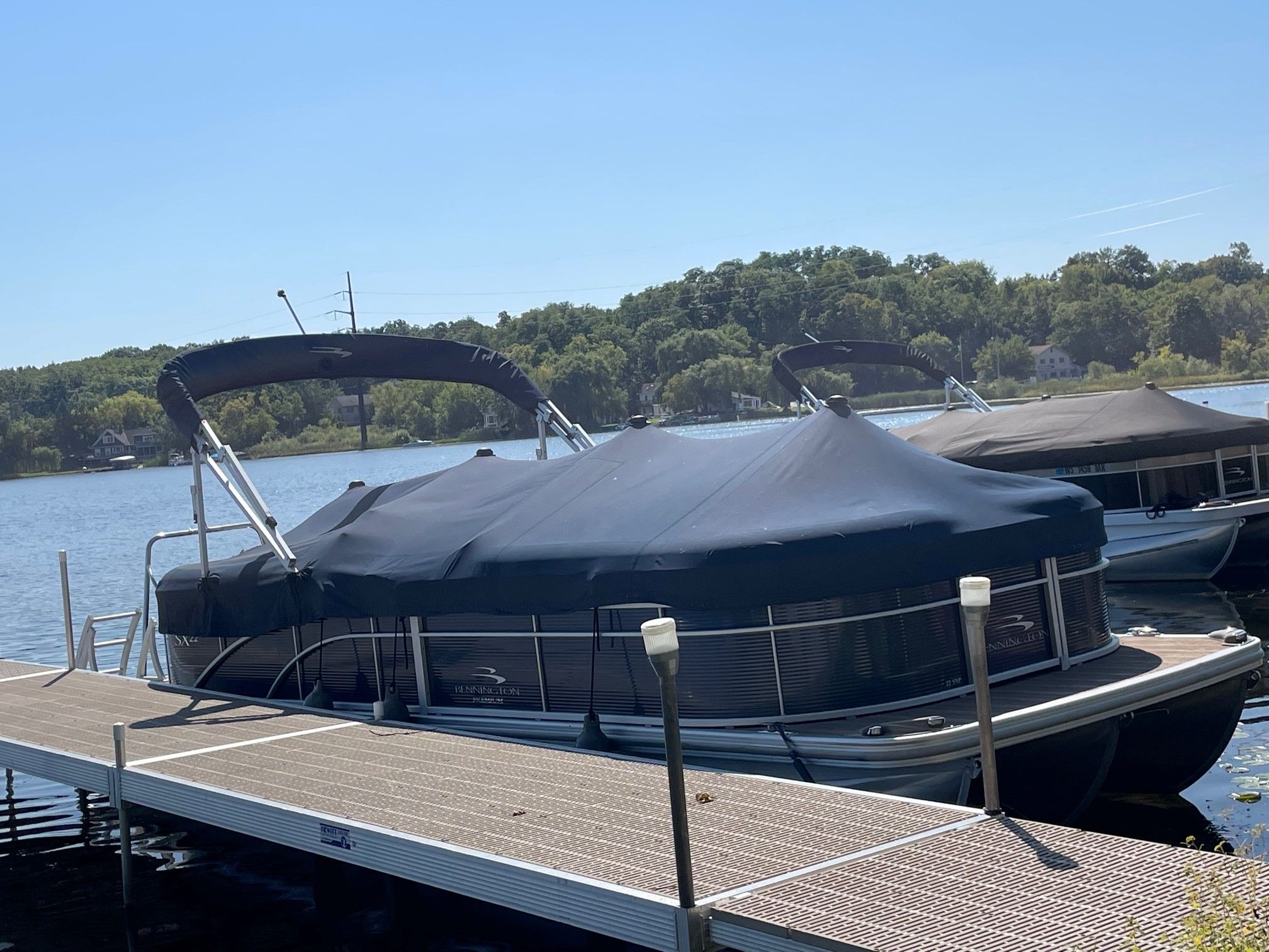 2019 Bennington
                                                             23 SPDXP Image Thumbnail #0