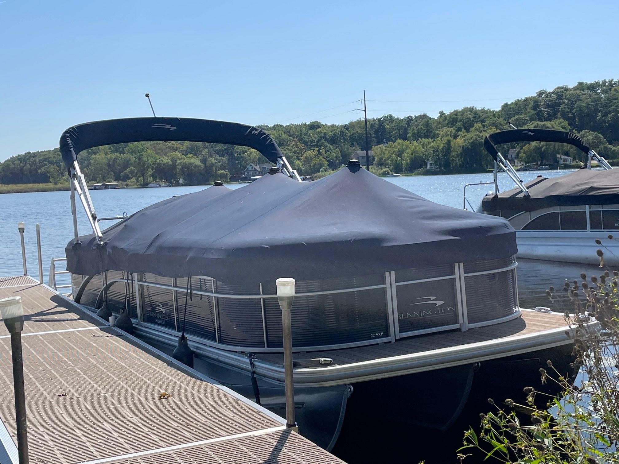 2019 Bennington
                                                             23 SPDXP Image Thumbnail #1