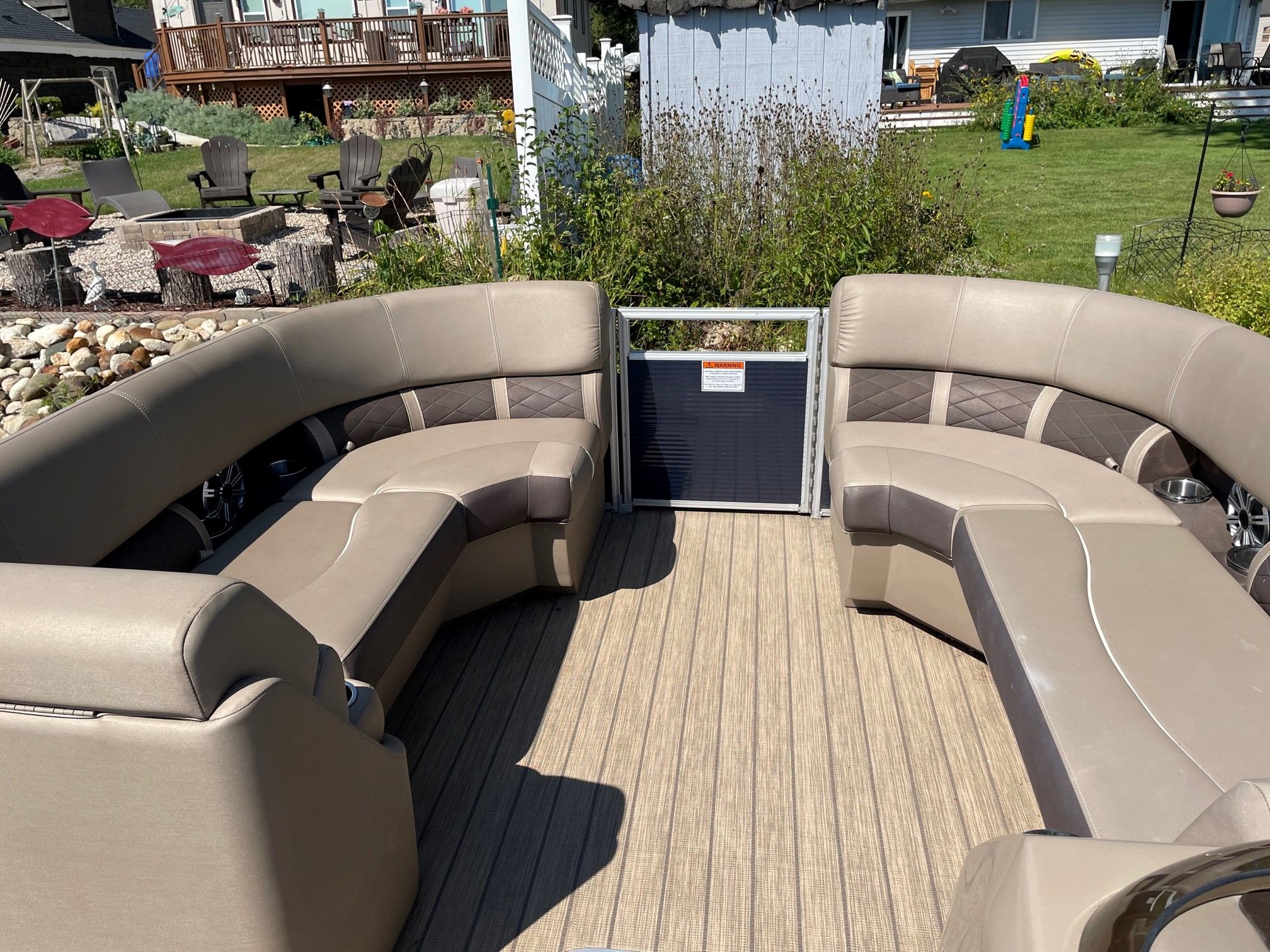 2019 Bennington
                                                             23 SPDXP Image Thumbnail #3