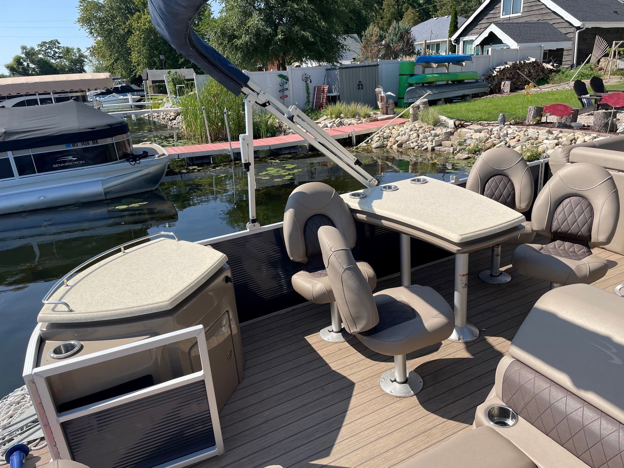 2019 Bennington
                                                             23 SPDXP Image Thumbnail #4