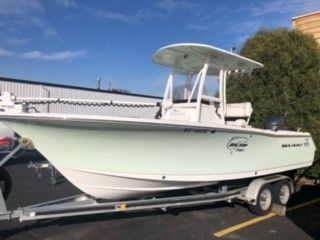 2015 Sea Hunt
                                                             225 TRITON Image Thumbnail #0