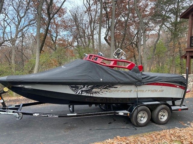 2011 Nautique
                                                             210SA Image Thumbnail #4