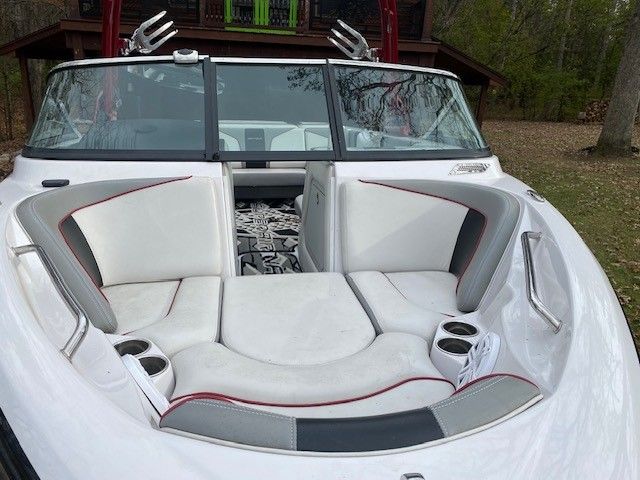 2011 Nautique
                                                             210SA Image Thumbnail #8