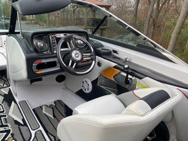 2011 Nautique
                                                             210SA Image Thumbnail #14