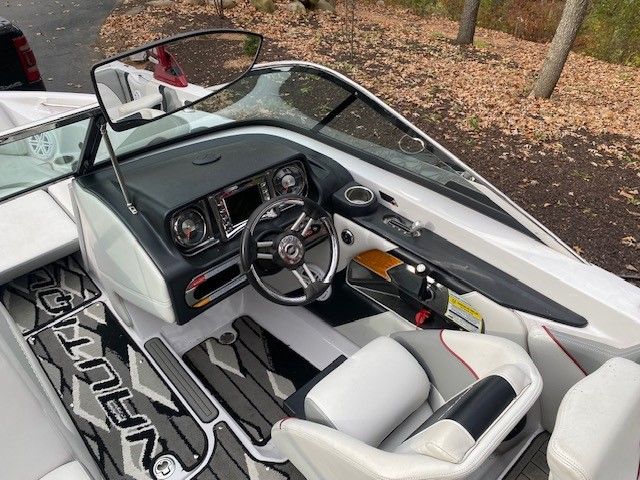 2011 Nautique
                                                             210SA Image Thumbnail #20