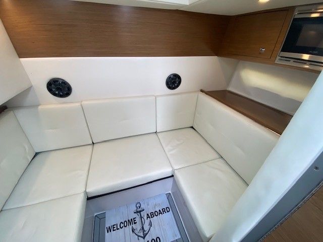 2019 Cruisers Yachts
                                                             338 CX Image Thumbnail #30