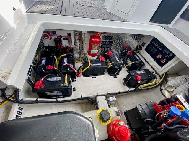 2019 Cruisers Yachts
                                                             338 CX Image Thumbnail #36