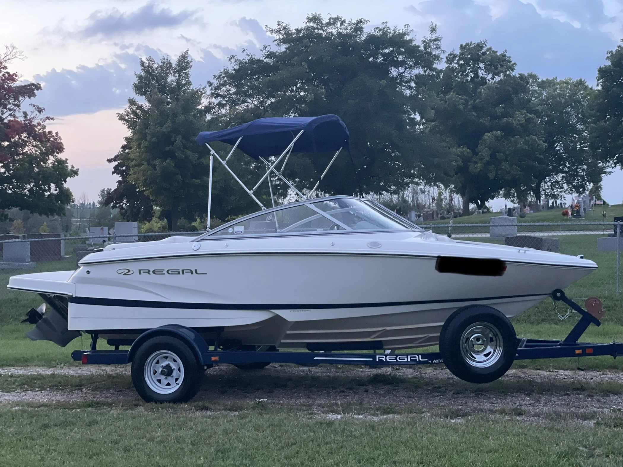 2011 Regal 1900 Image Thumbnail #1